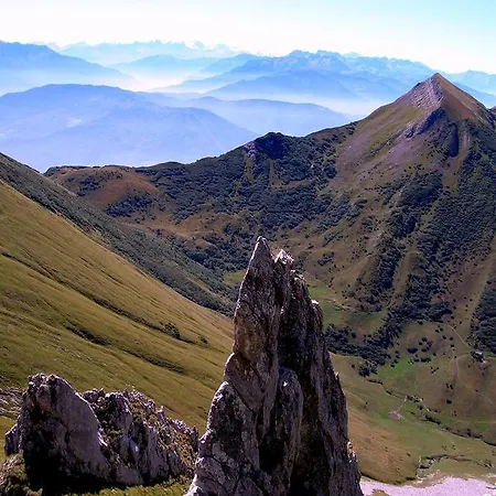 Arcalod 2* Jarsy (Rhone-Alps)